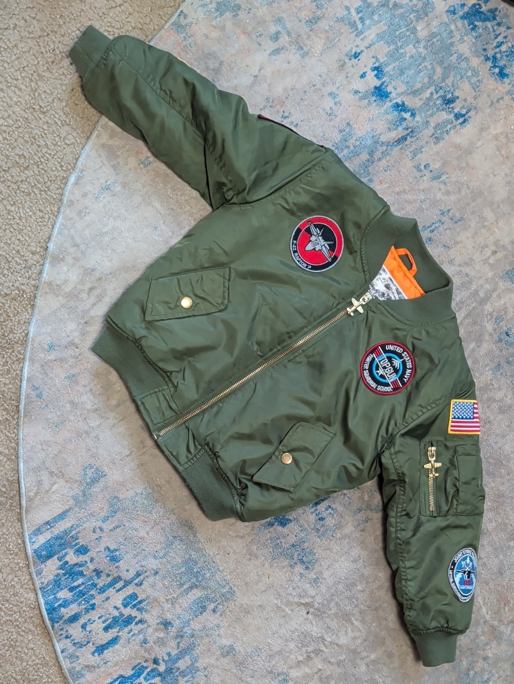 Kids Olive Green Puffer Bomber Jacket with Patch Accents Boys Size M (6)